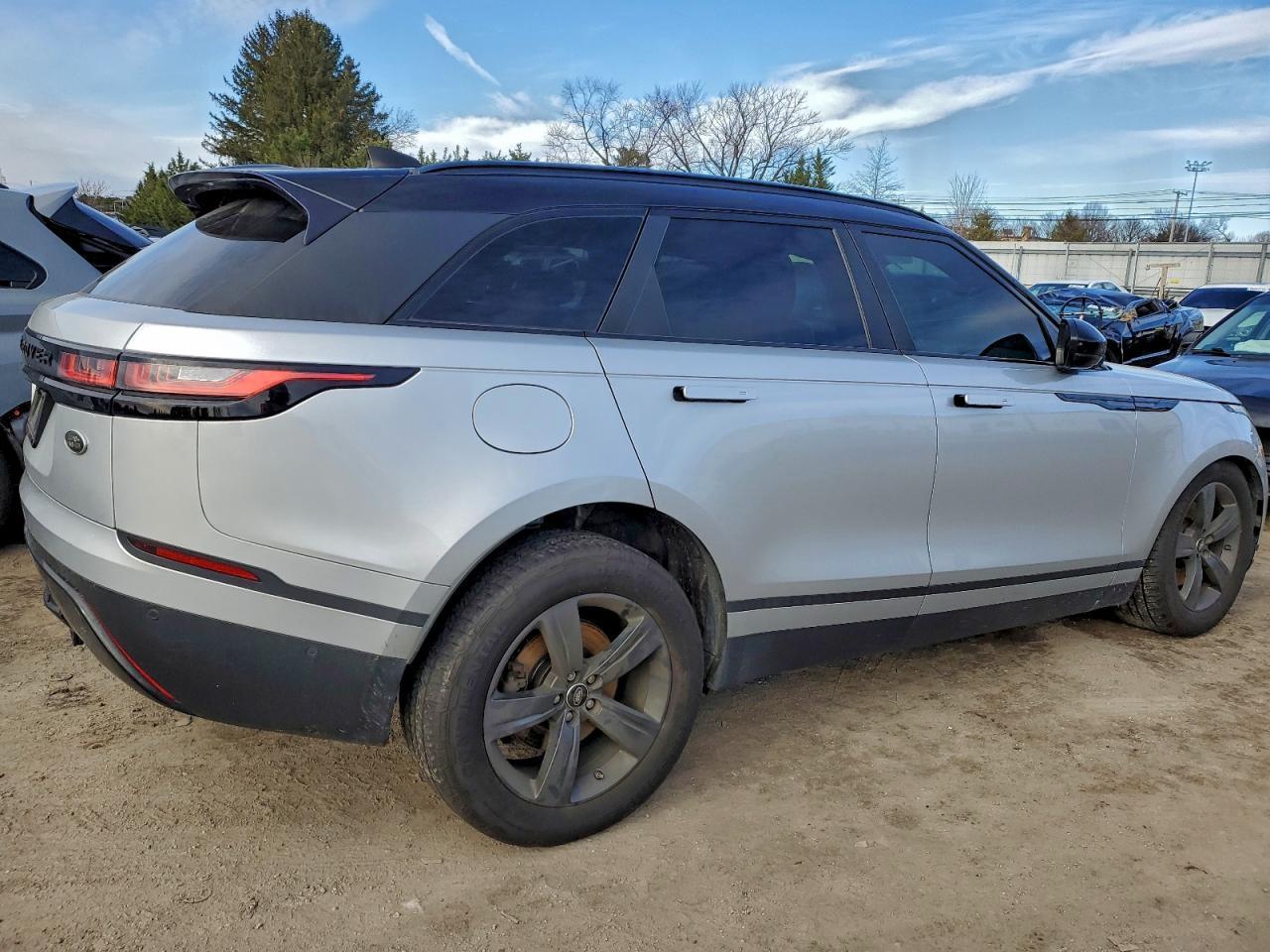 2018 Land Rover Range Rover Velar S - Image 3