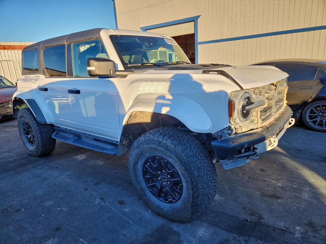 2025 Ford Bronco Raptor - Image 4