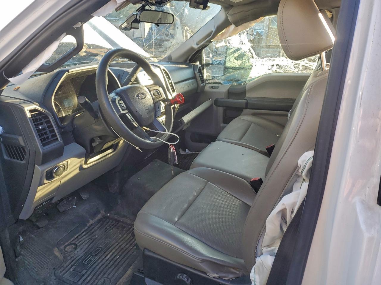 2020 Ford F250 Super Duty - Фото 7
