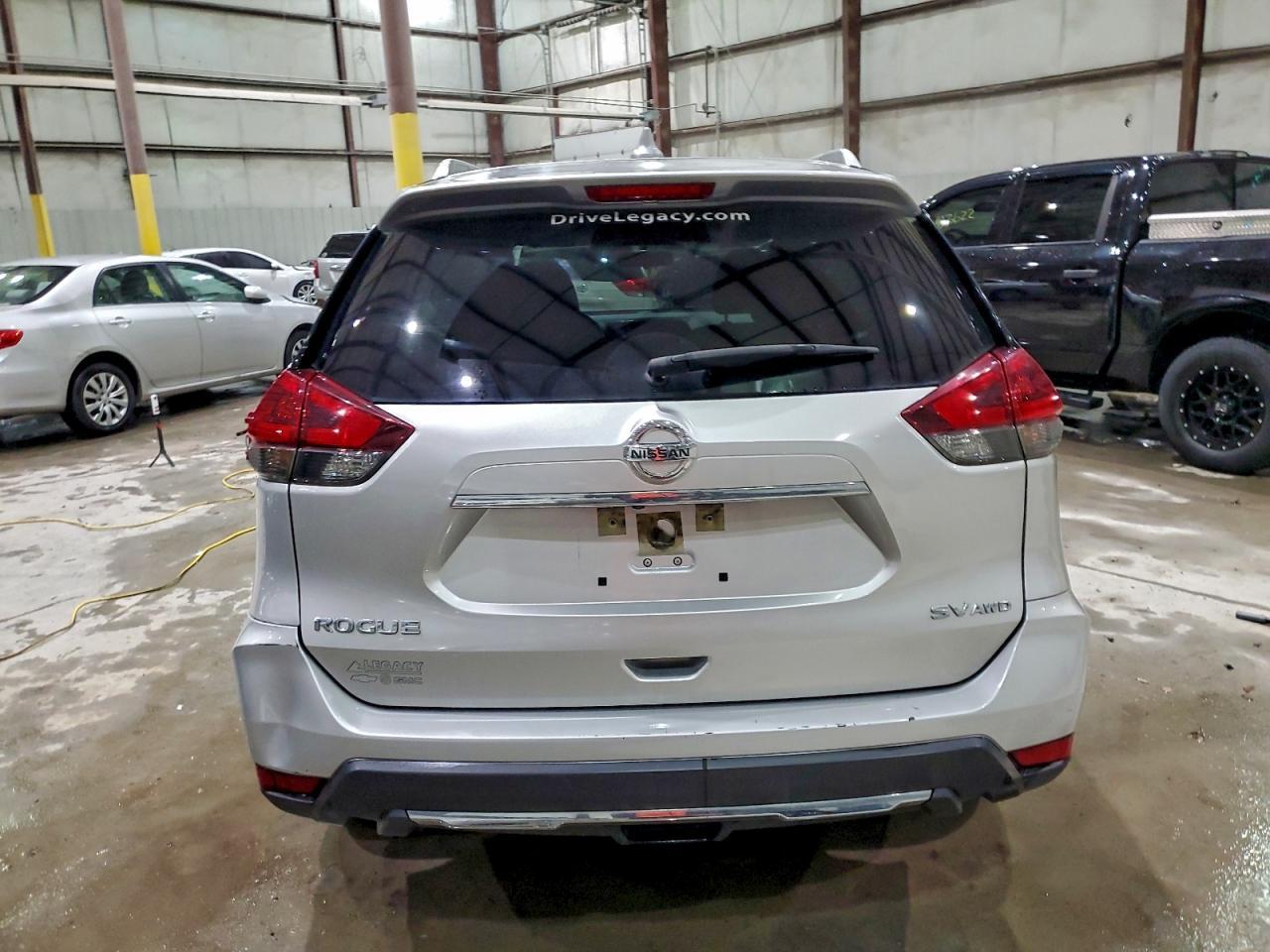 2018 Nissan Rogue S - Фото 6