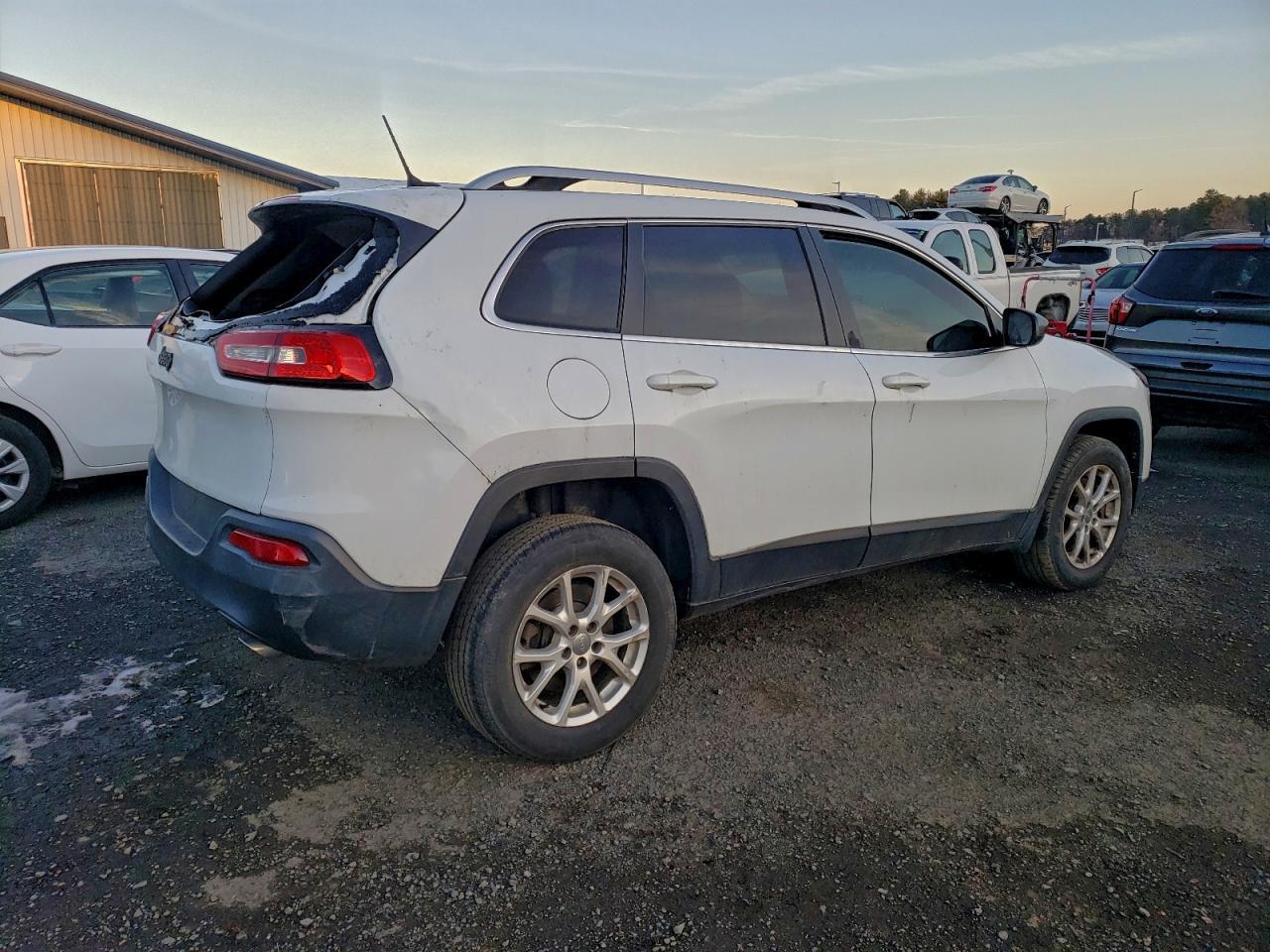 2014 Jeep Cherokee Latitude - Фото 3