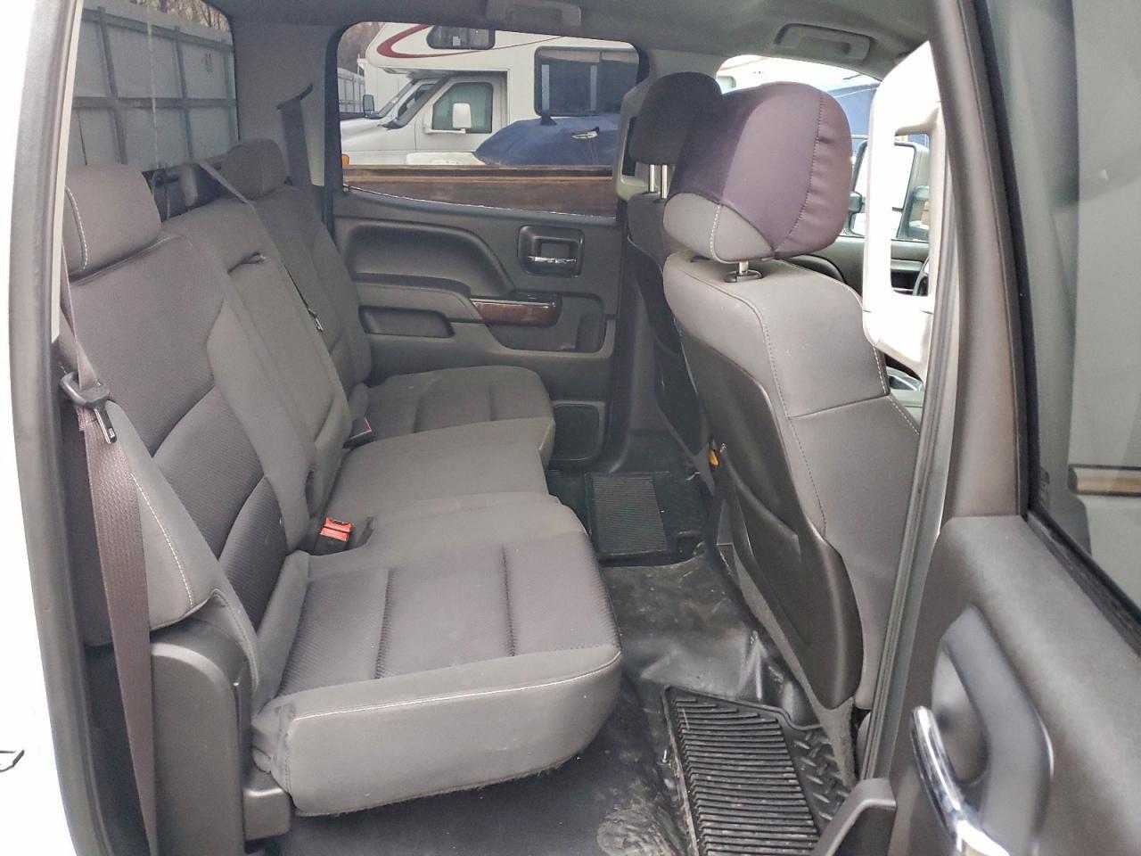 2015 GMC Sierra C3500 Sle - Image 6