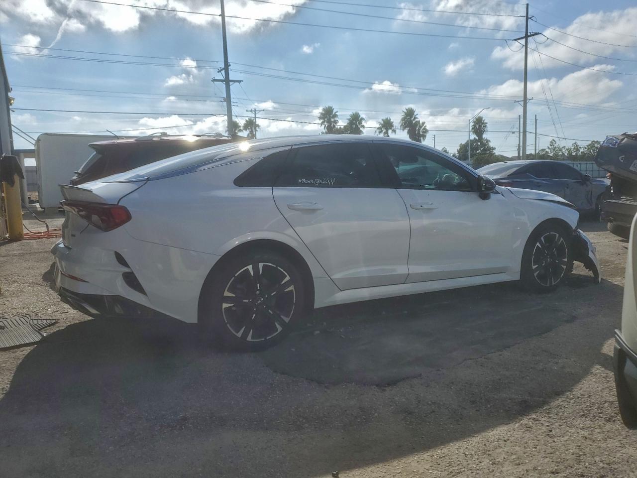 2023 Kia K5 Gt Line - Image 3