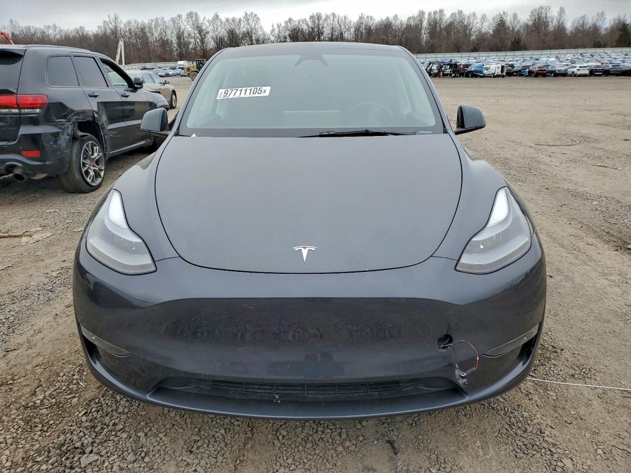 2024 Tesla Model Y - Фото 5