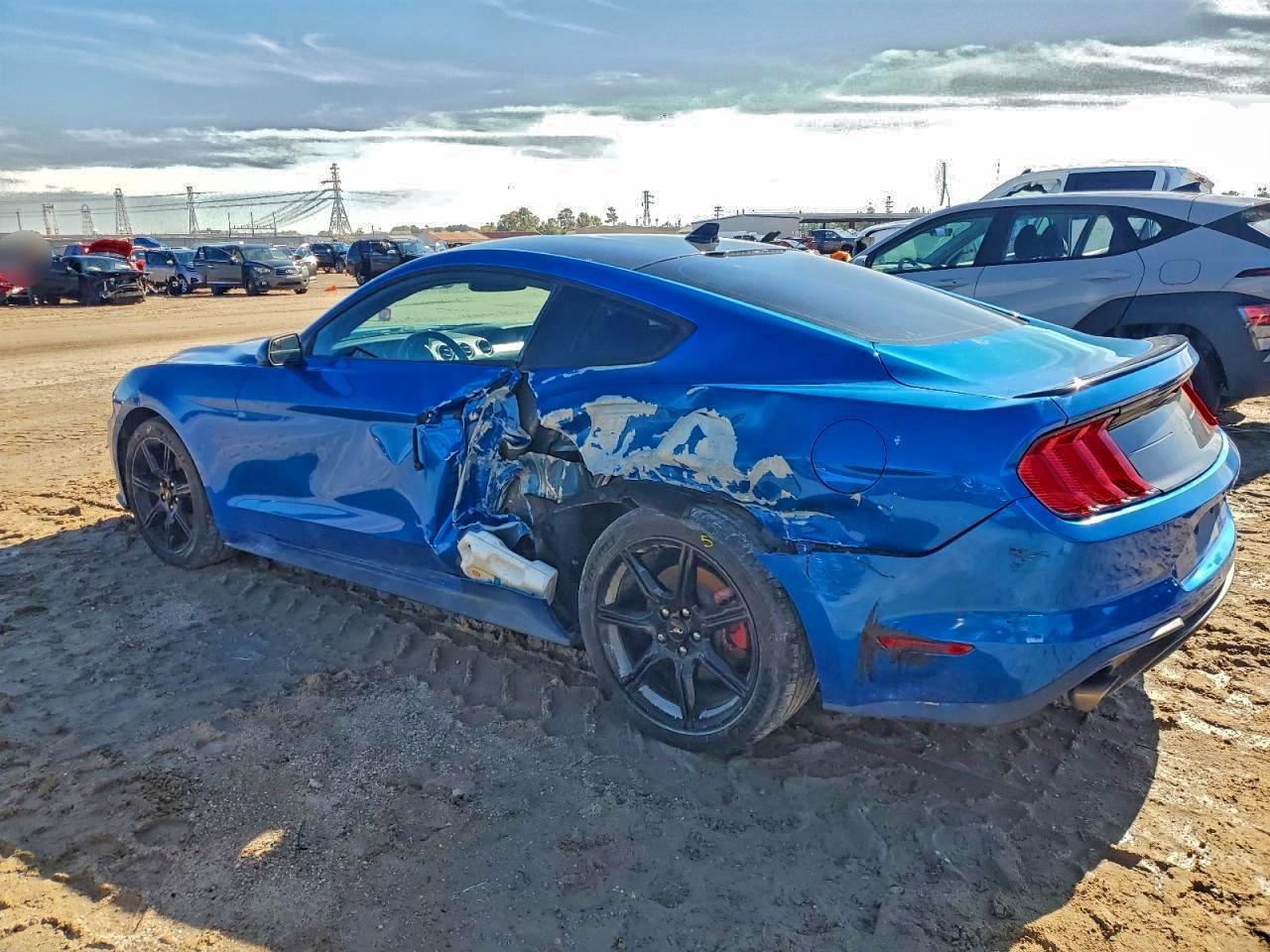 2020 Ford Mustang - Image 2