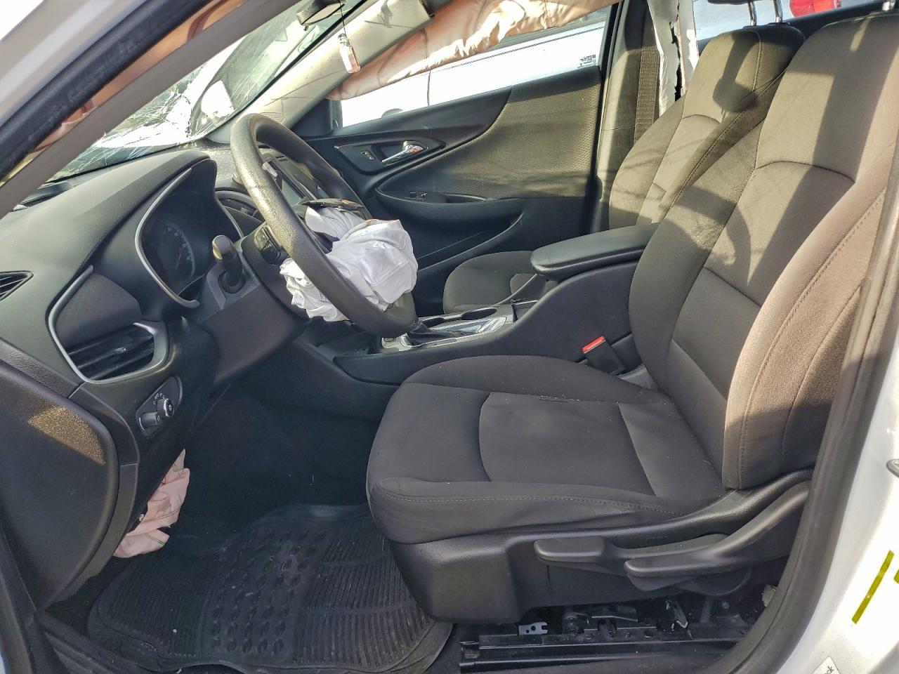 2018 Chevrolet Malibu Ls - Фото 7