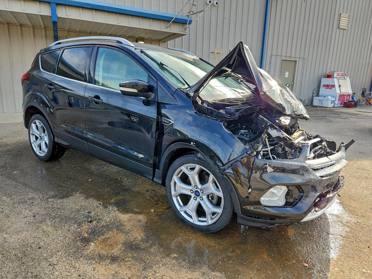 2019 Ford Escape Titanium - Image 4