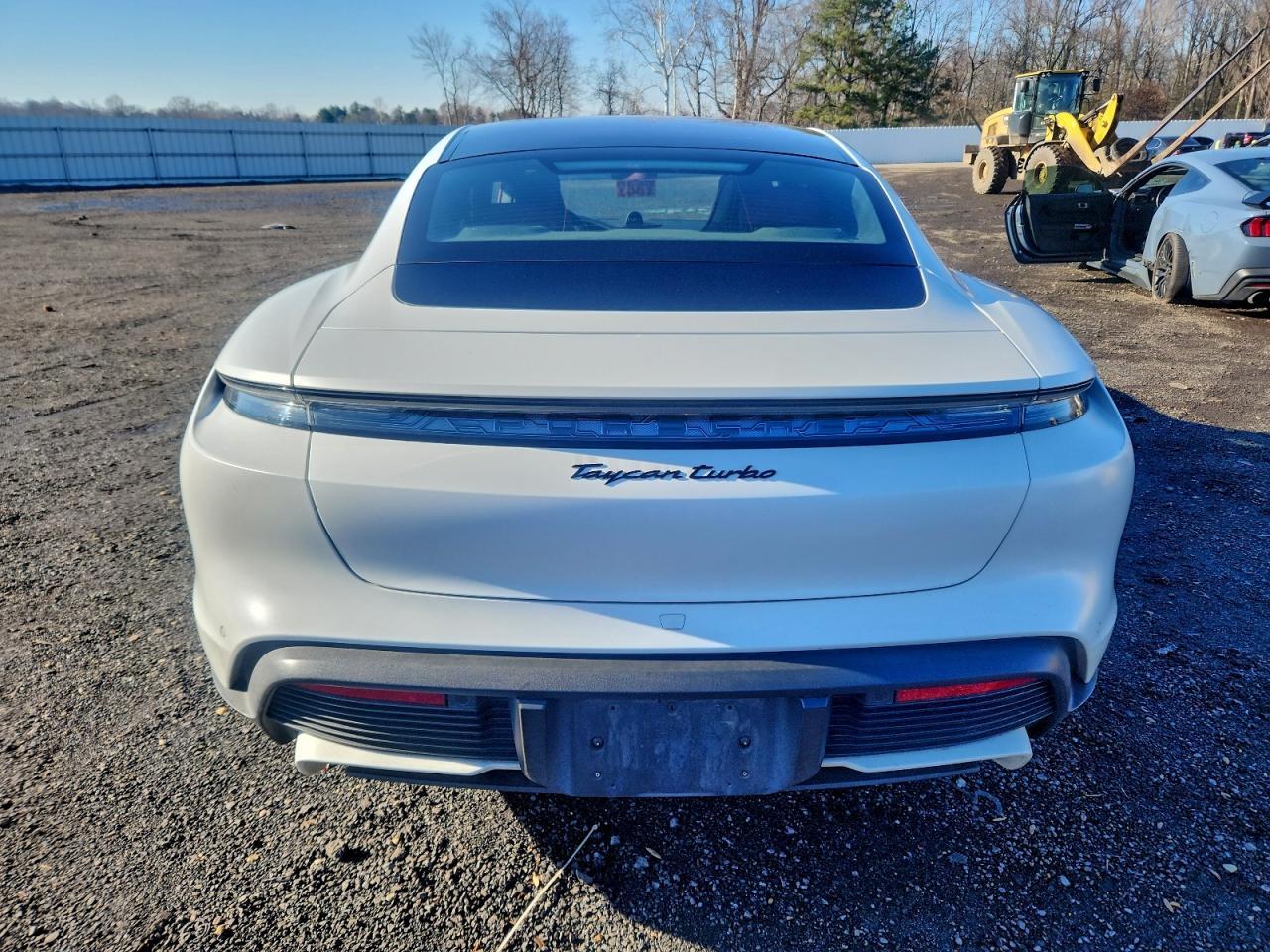 2021 Porsche Taycan Turbo - Фото 6