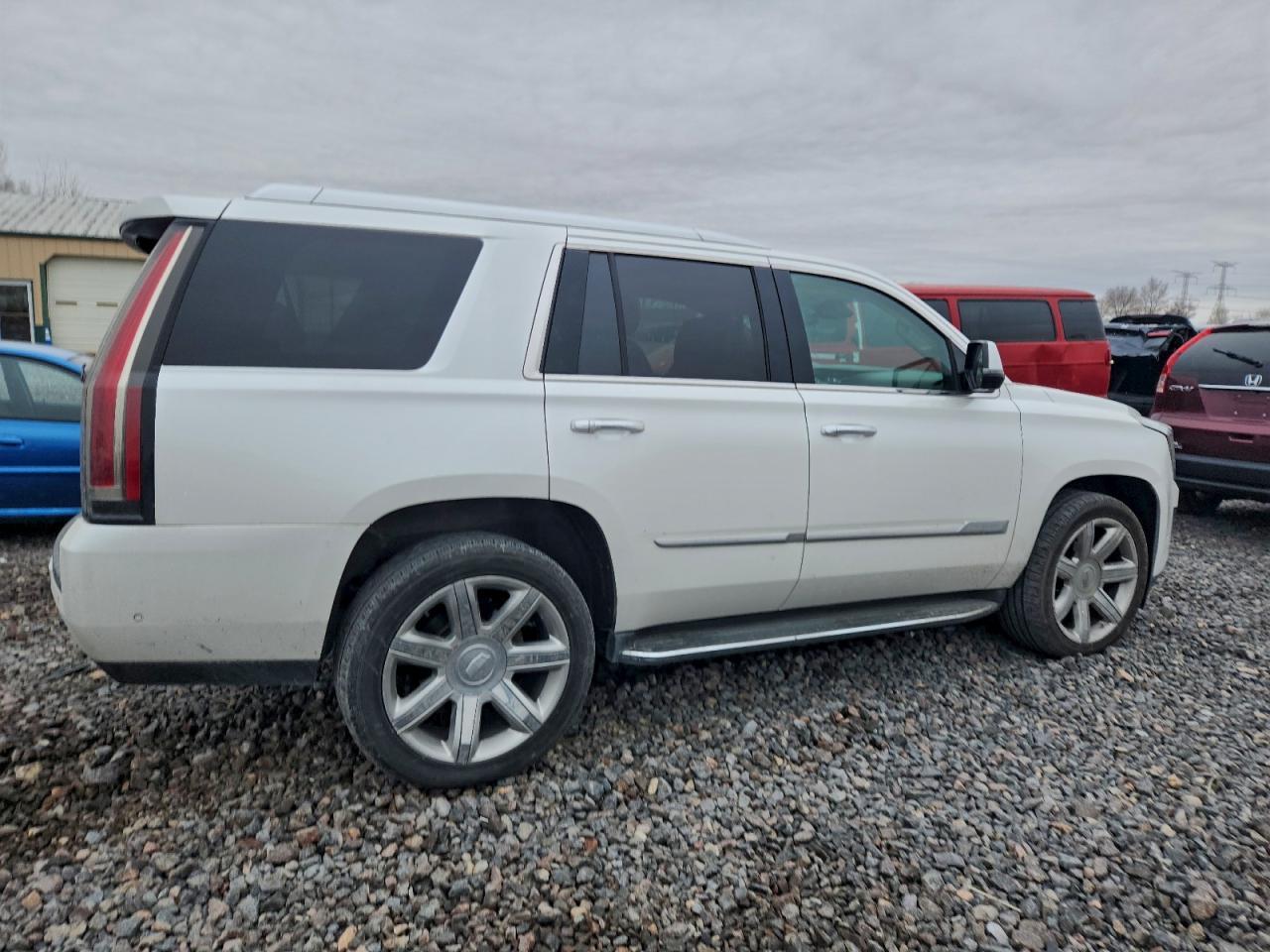 2018 Cadillac Escalade Luxury - Фото 3