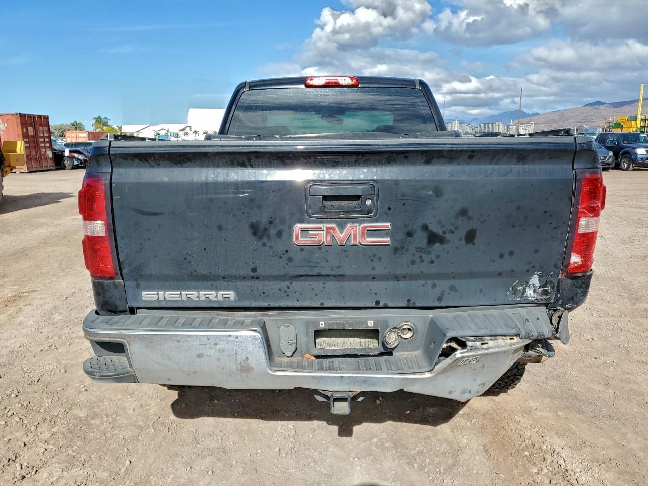 2015 GMC Sierra - Image 6