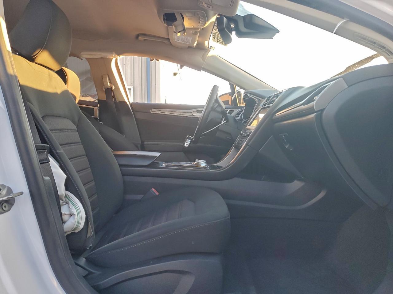 2020 Ford Fusion Se - Фото 7