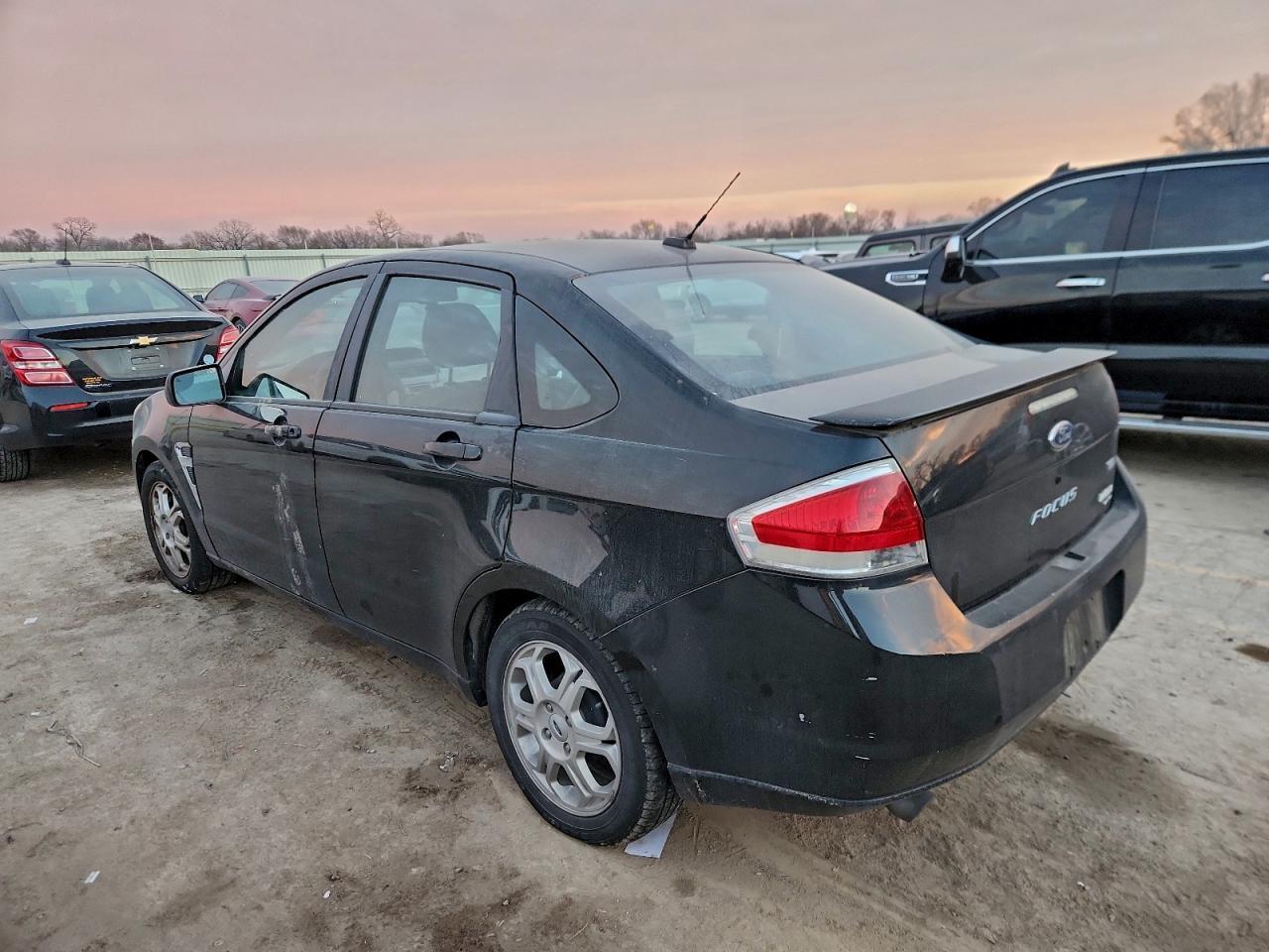 2008 Ford Focus Se - Фото 2