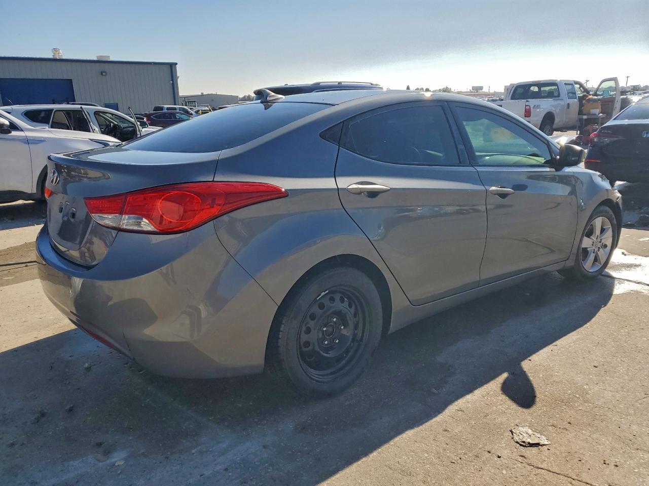 2013 Hyundai Elantra Gls - Фото 3