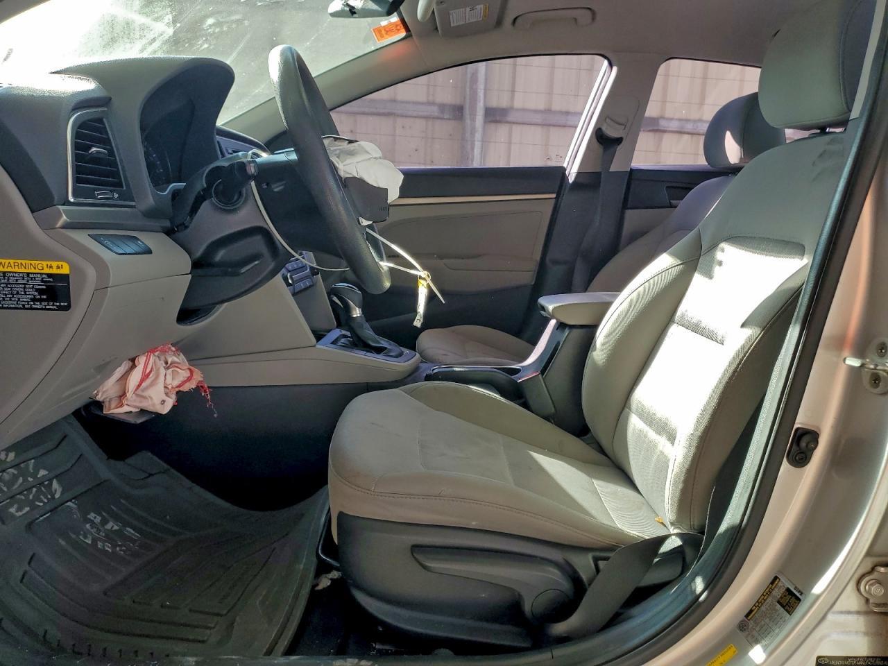 2017 Hyundai Elantra Se - Фото 7