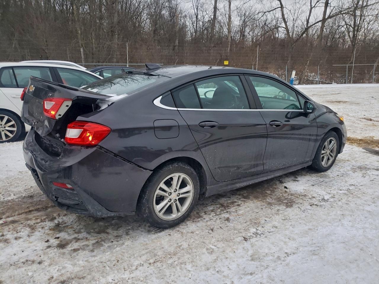 2016 Chevrolet Cruze Lt - Фото 3