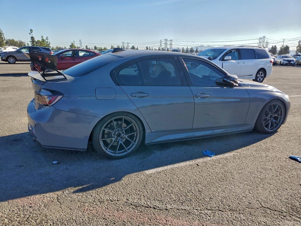 2013 BMW 335 I - Фото 3