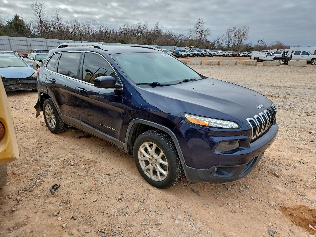 2016 Jeep Cherokee Latitude - Фото 4