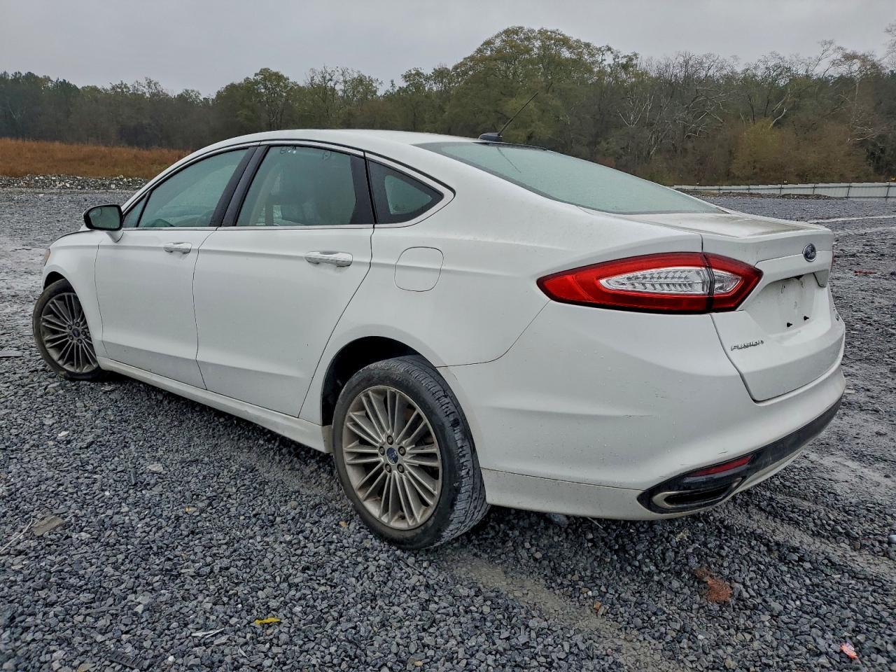 2015 Ford Fusion Se - Фото 2