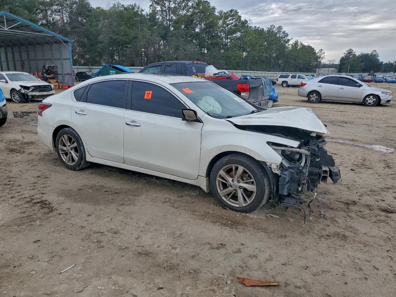 2015 Nissan Altima 2.5 - Image 4