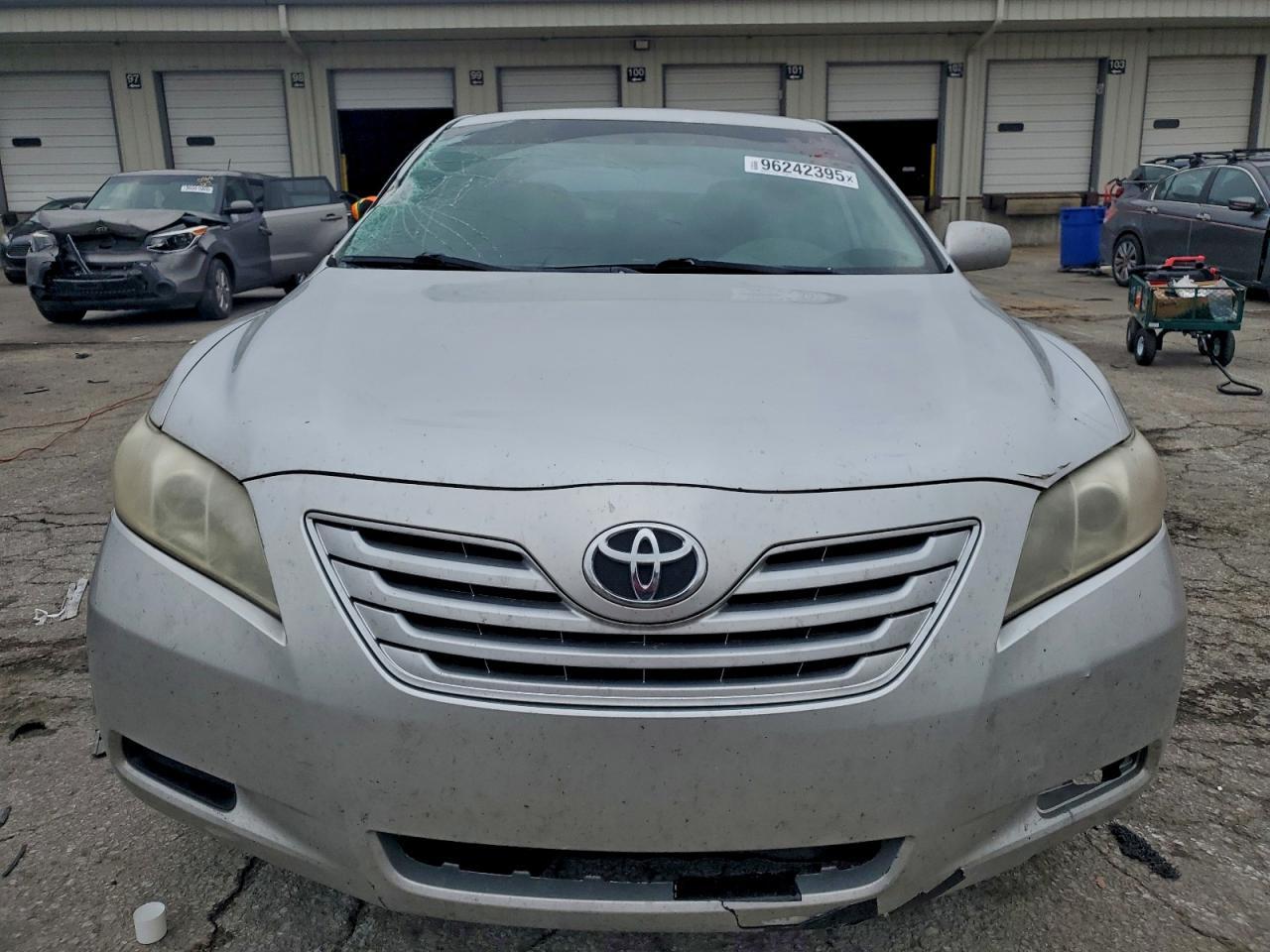 2009 Toyota Camry Le - Фото 5