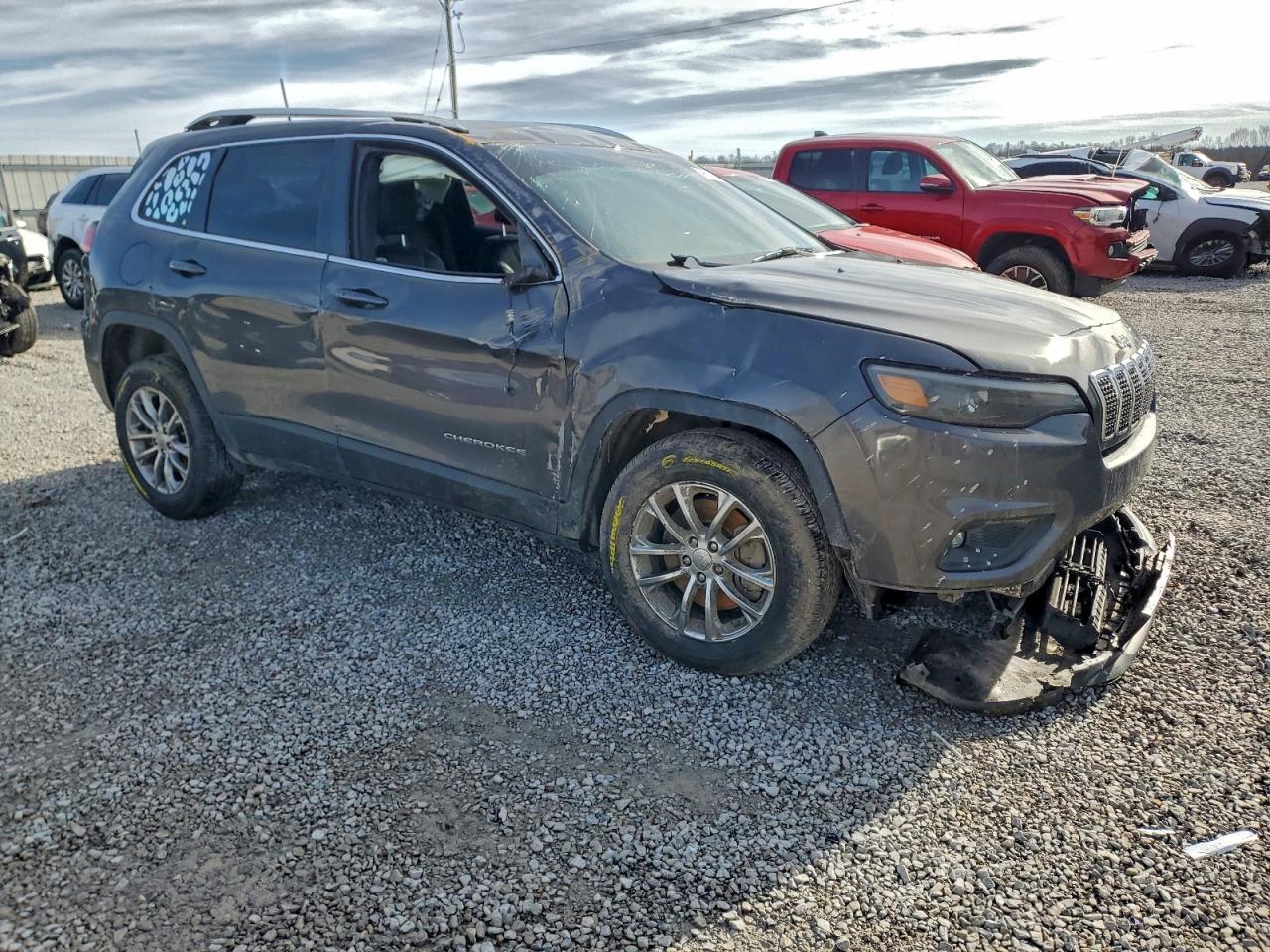2021 Jeep Cherokee Latitude Plus - Фото 4