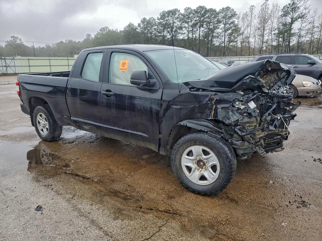 2017 Toyota Tundra Double Cab Sr - Image 4