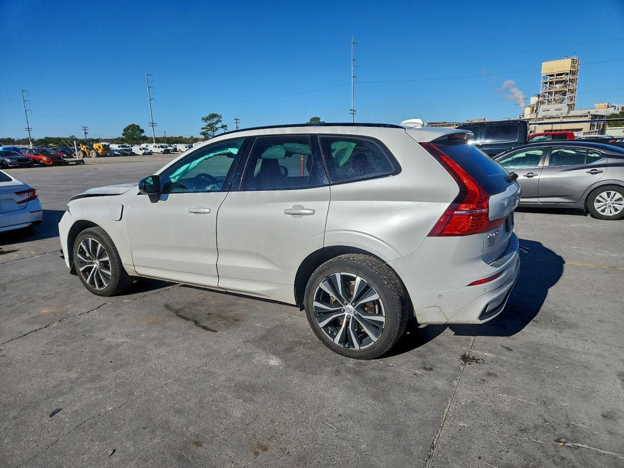 2023 Volvo Xc60 Ultimate - Фото 2