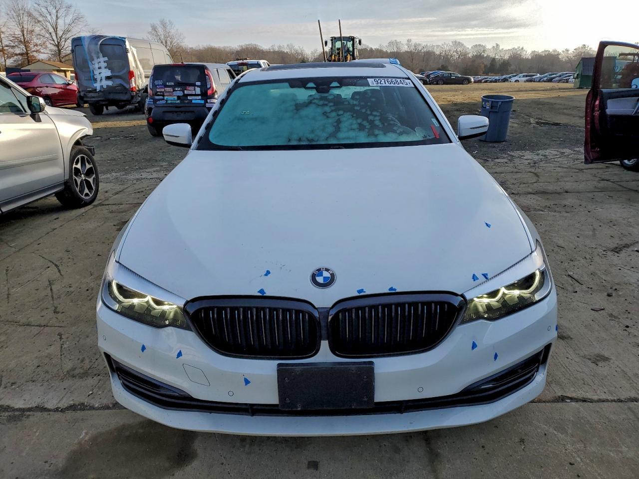 2018 BMW 530Xe - Фото 5