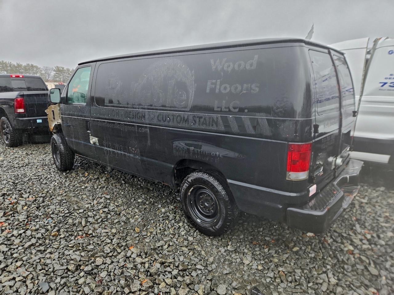 2011 Ford E150 Delivery Van - Image 2