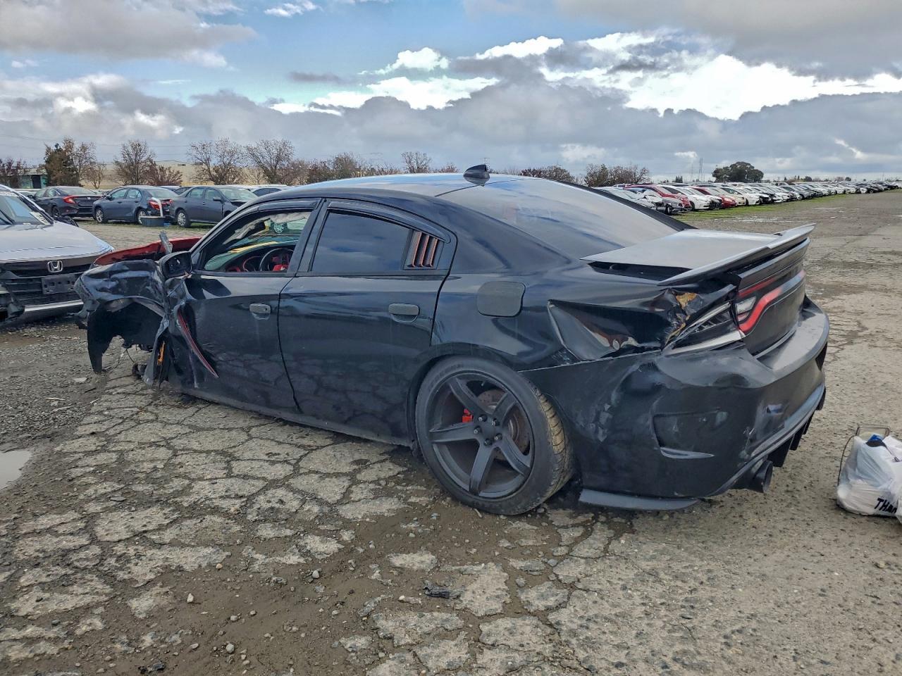 2016 Dodge Charger R/T - Image 2