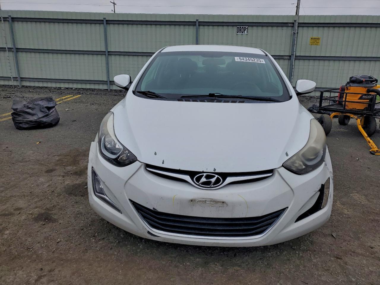 2016 Hyundai Elantra Se - Фото 5
