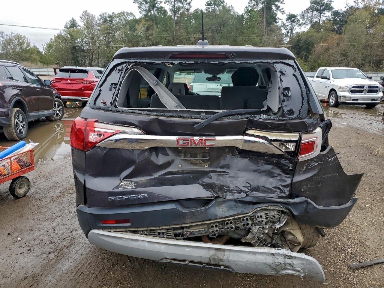 2018 GMC Acadia - Фото 6