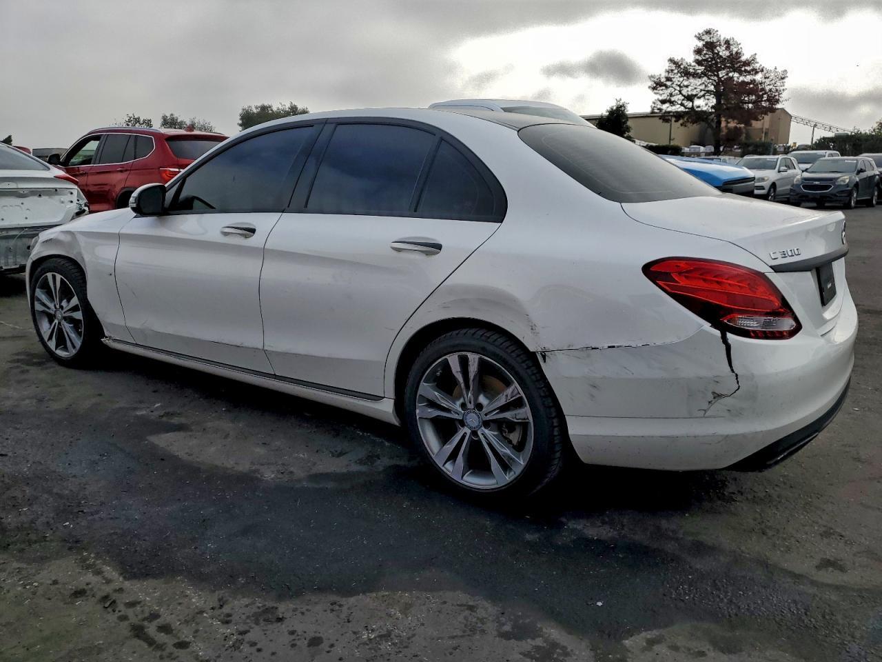 2016 Mercedes-Benz C 300 - Image 2