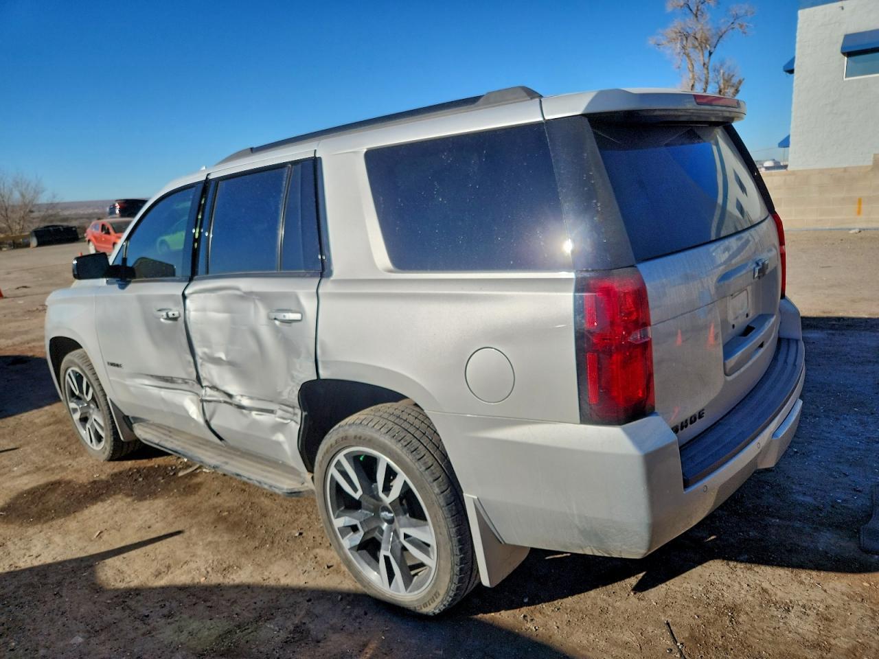 2018 Chevrolet Tahoe K1500 Premier - Фото 2
