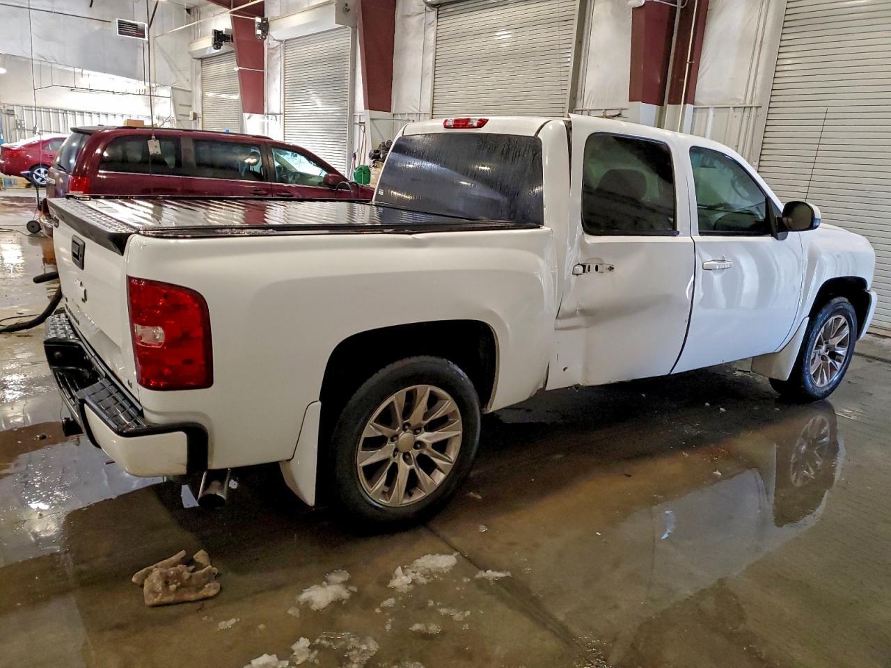 2012 Chevrolet Silverado K1500 Lt - Image 3