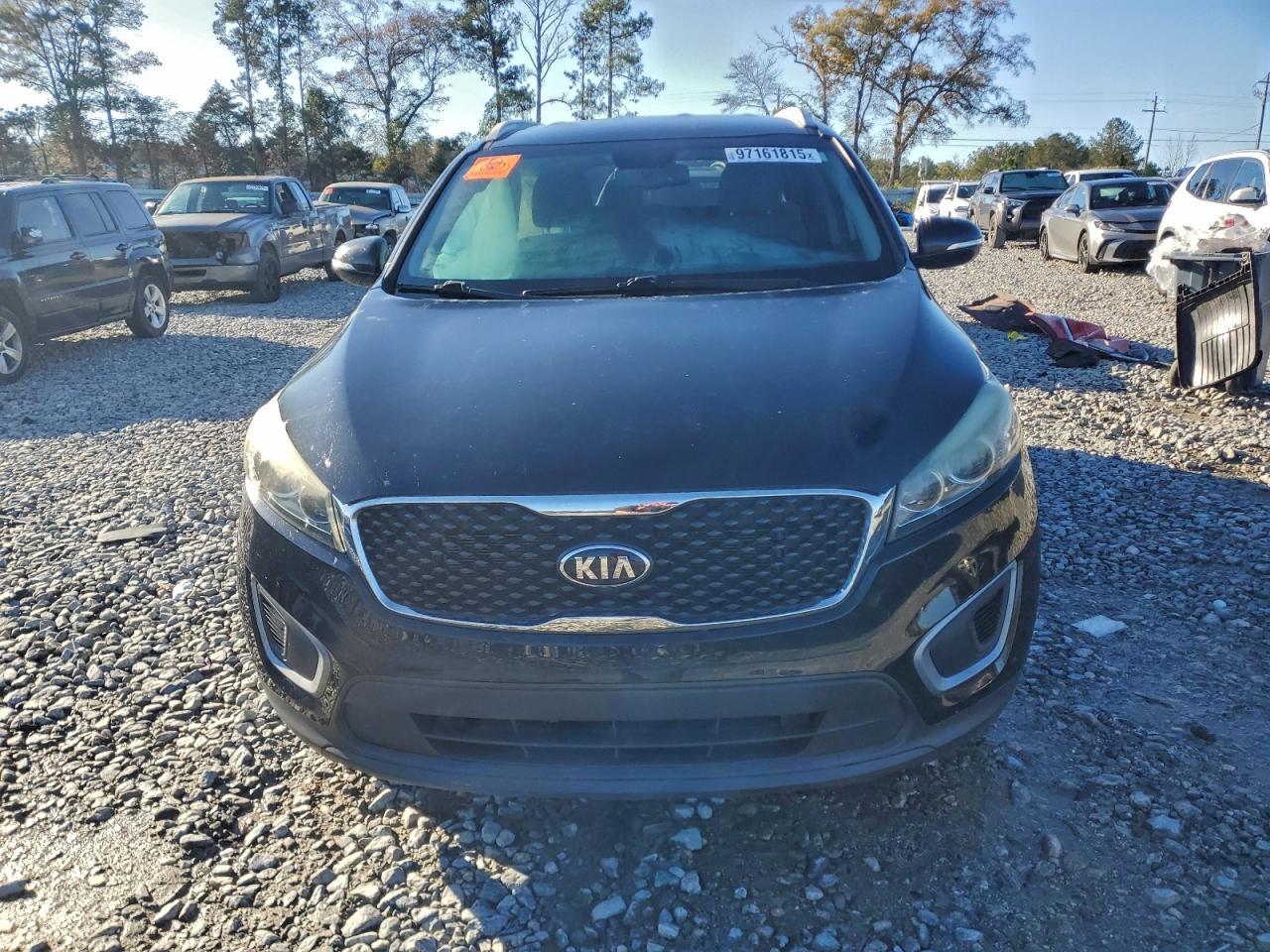 2017 Kia Sorento Lx - Image 5