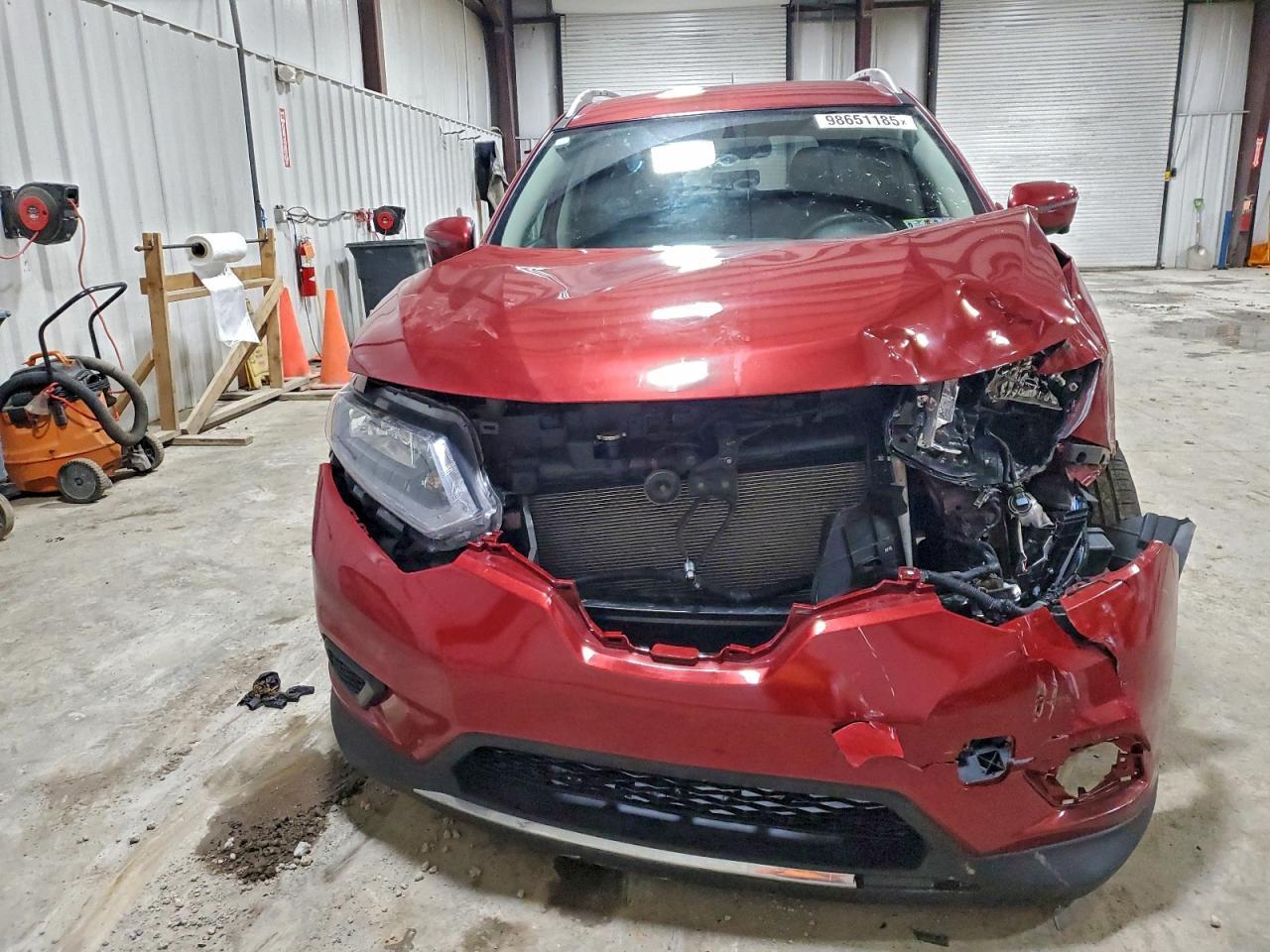 2016 Nissan Rogue S - Image 5