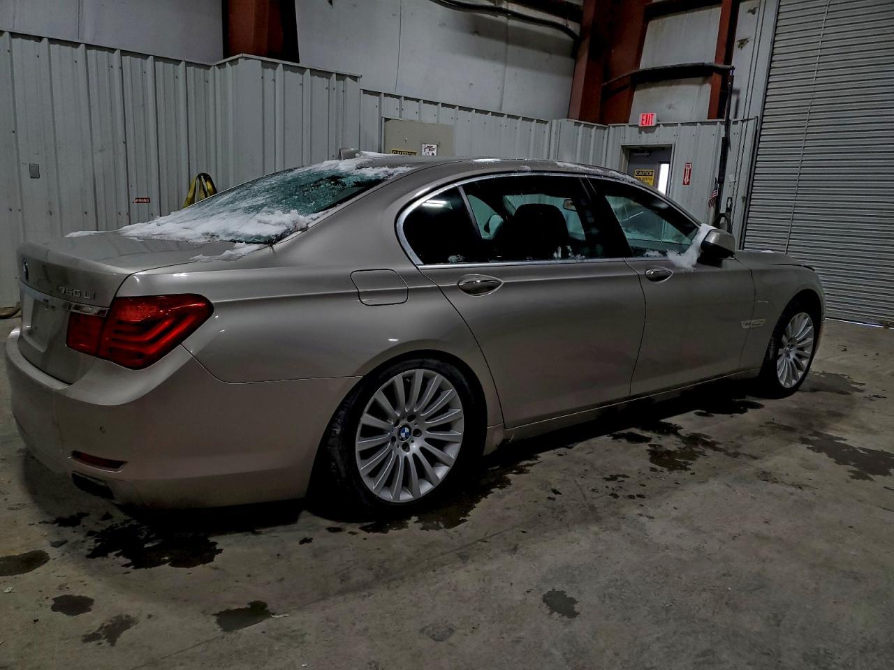 2012 BMW 750 Lxi - Фото 3