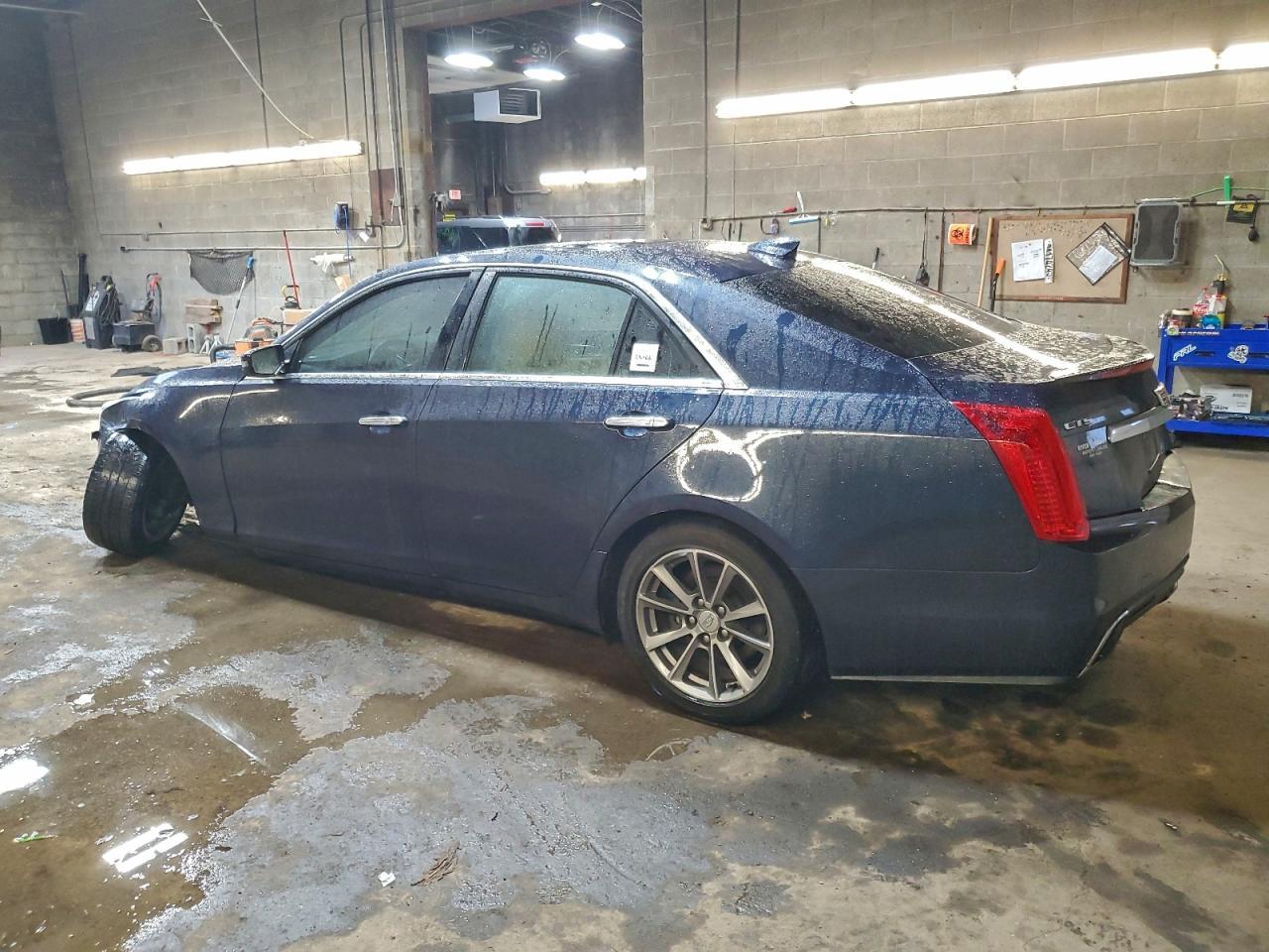 2017 Cadillac Cts Luxury - Фото 2