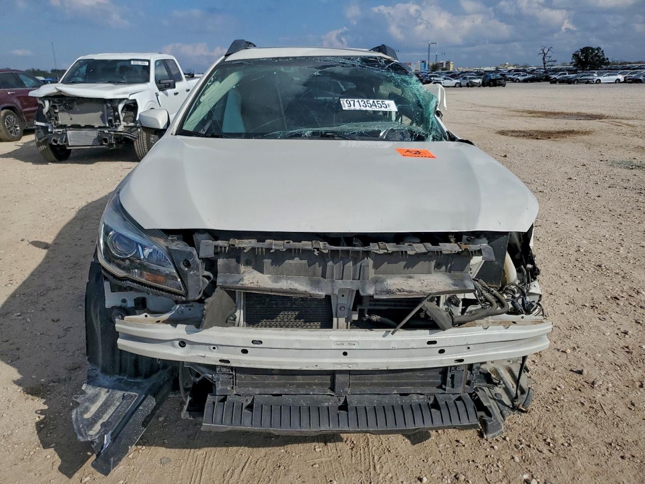 2015 Subaru Outback 2.5I Limited - Image 5