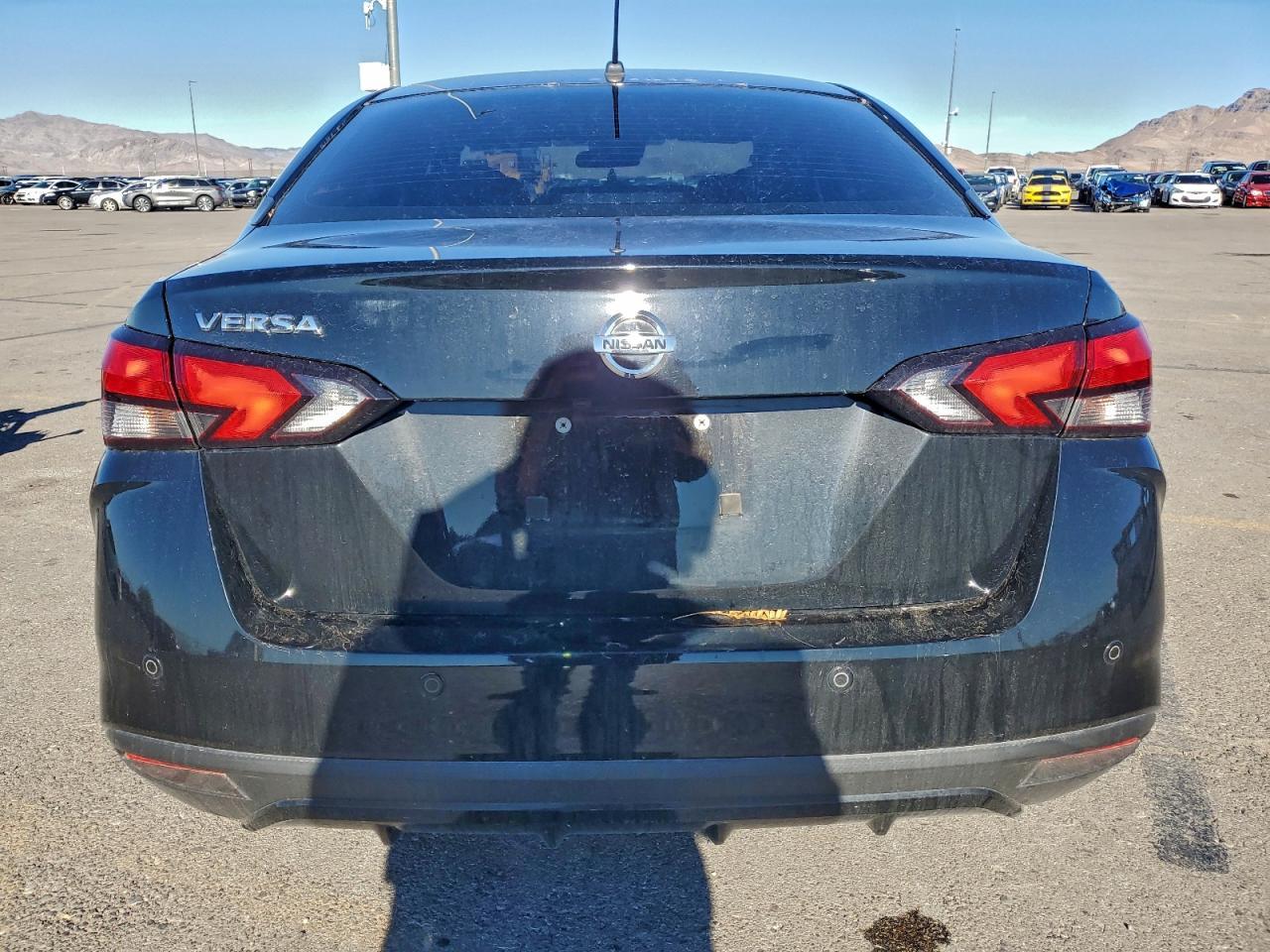 2020 Nissan Versa S - Фото 6