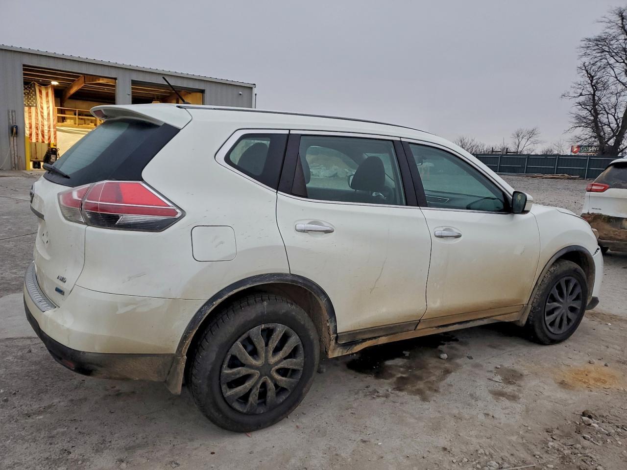 2014 Nissan Rogue S - Фото 3