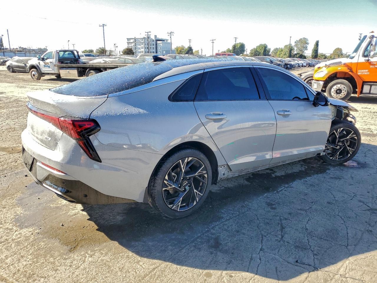 2025 Kia K5 Gt Line - Фото 3