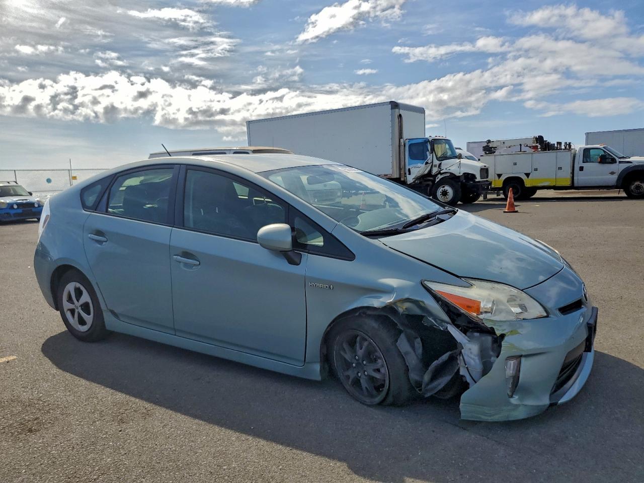 2015 Toyota Prius - Фото 4