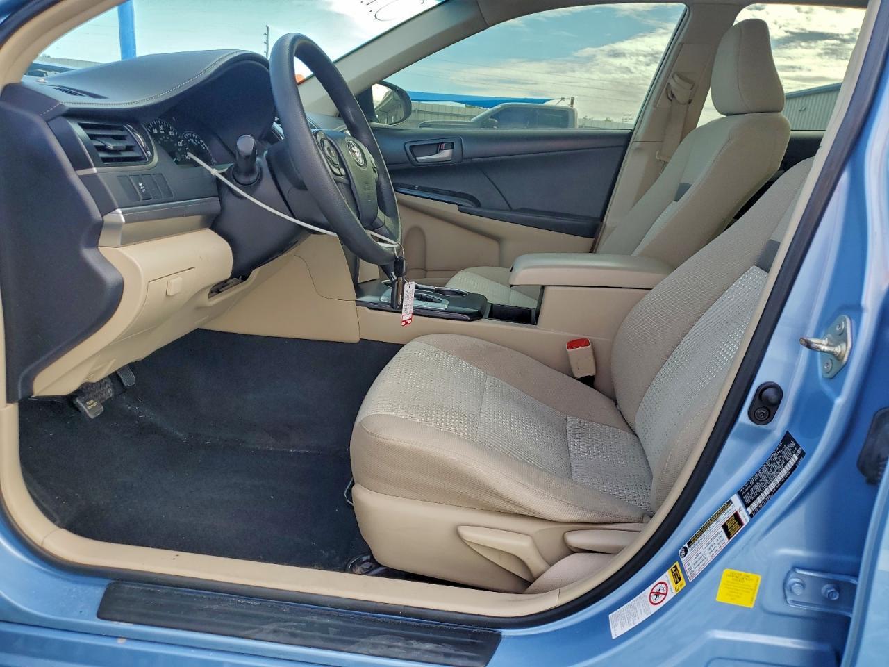 2014 Toyota Camry L - Фото 7