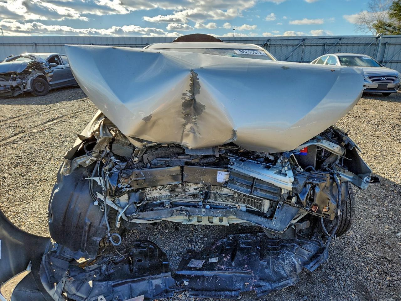 2016 Toyota Camry - Фото 5