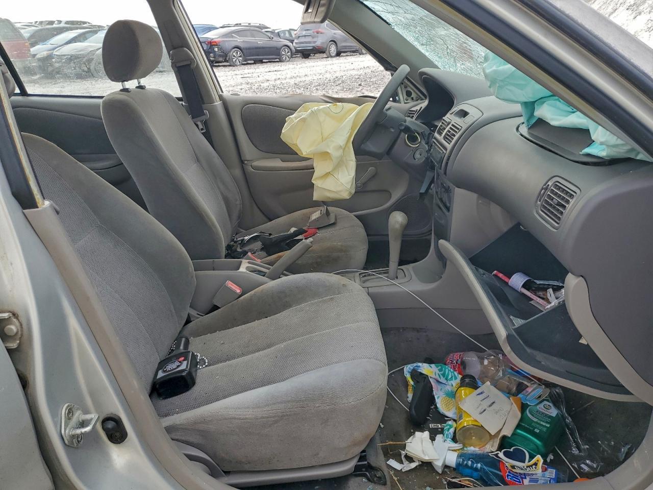 2001 Toyota Corolla Ce - Image 7