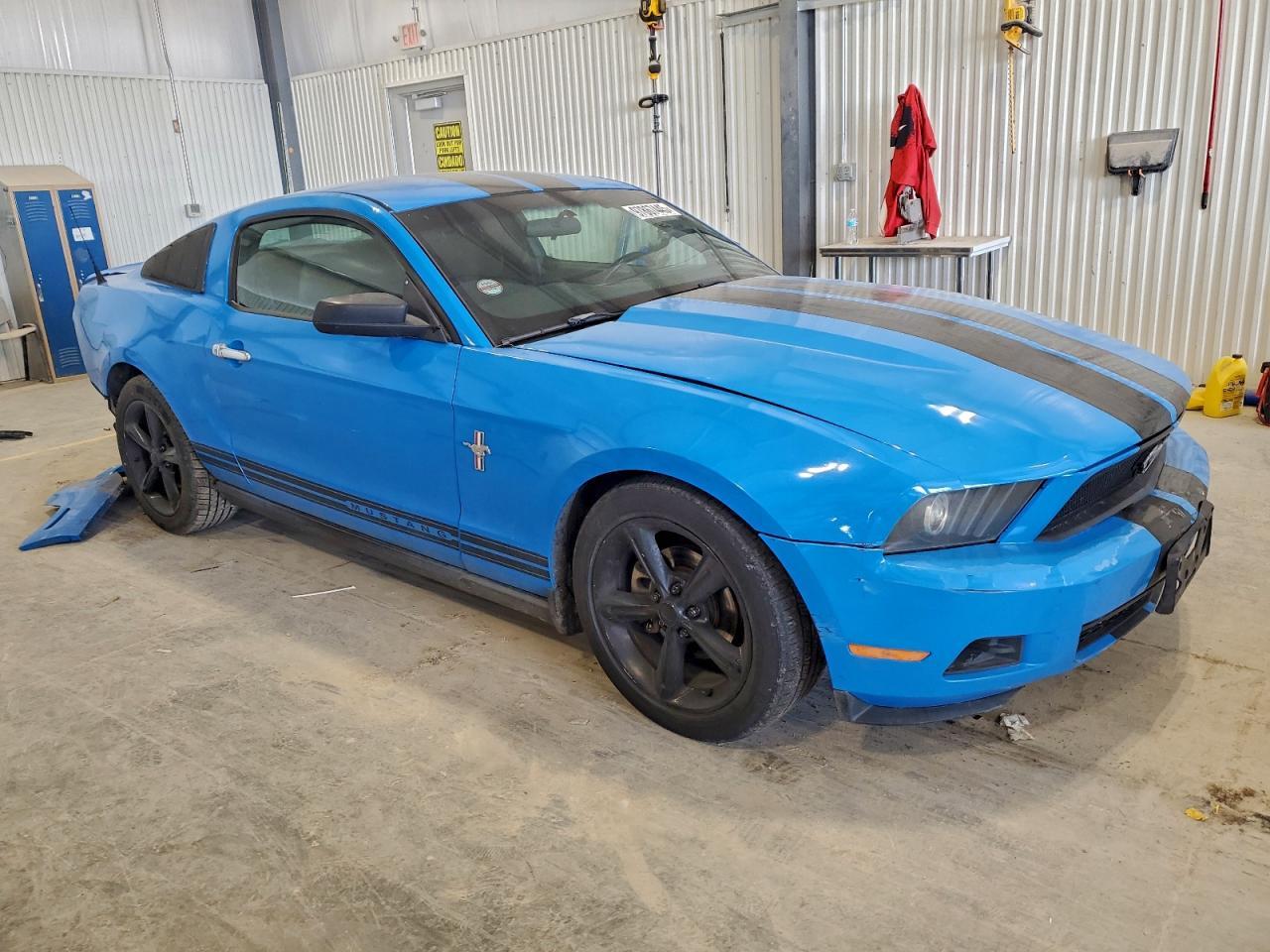 2010 Ford Mustang - Фото 4