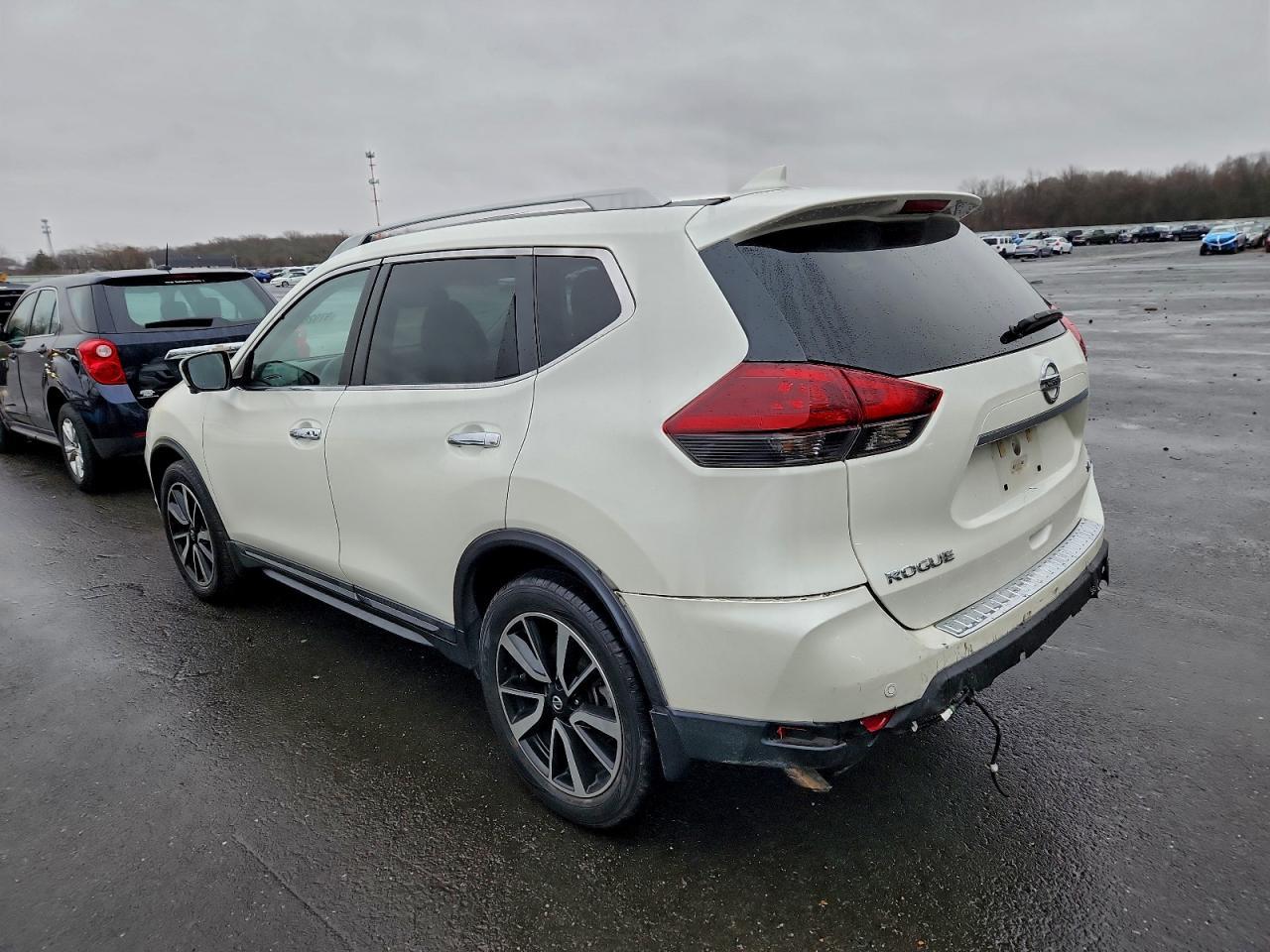 2020 Nissan Rogue S - Фото 2