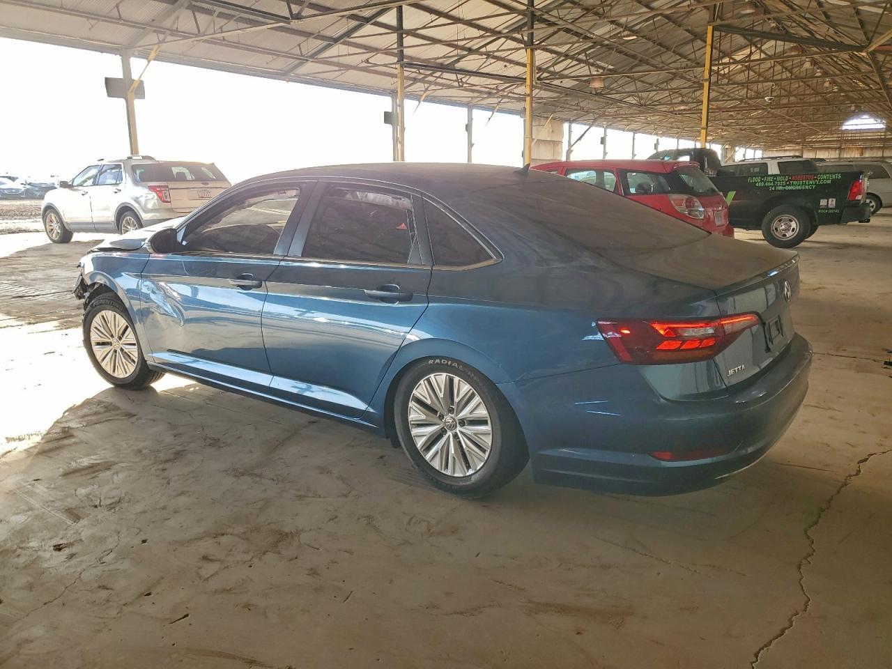 2019 Volkswagen Jetta S - Фото 2